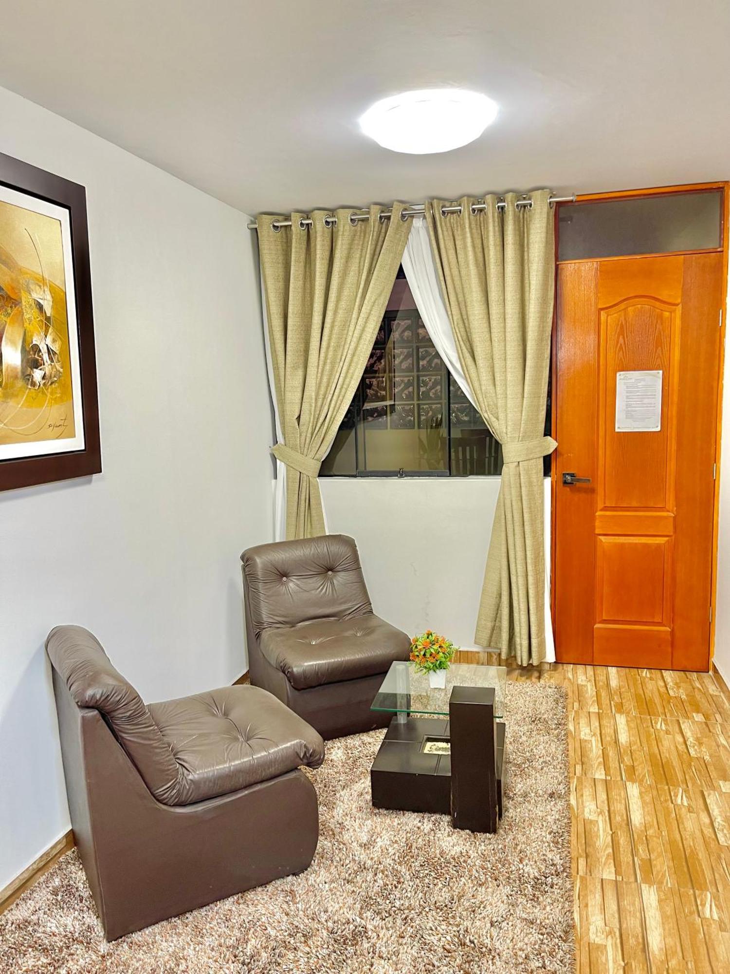 Jultom Inn Hotel & Suites Trujillo Esterno foto
