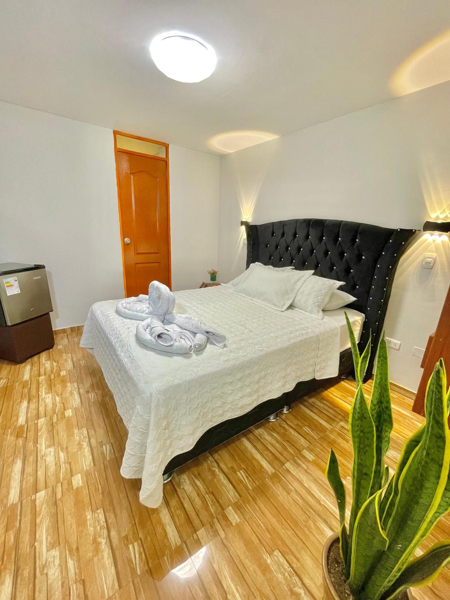 Jultom Inn Hotel & Suites Trujillo Esterno foto