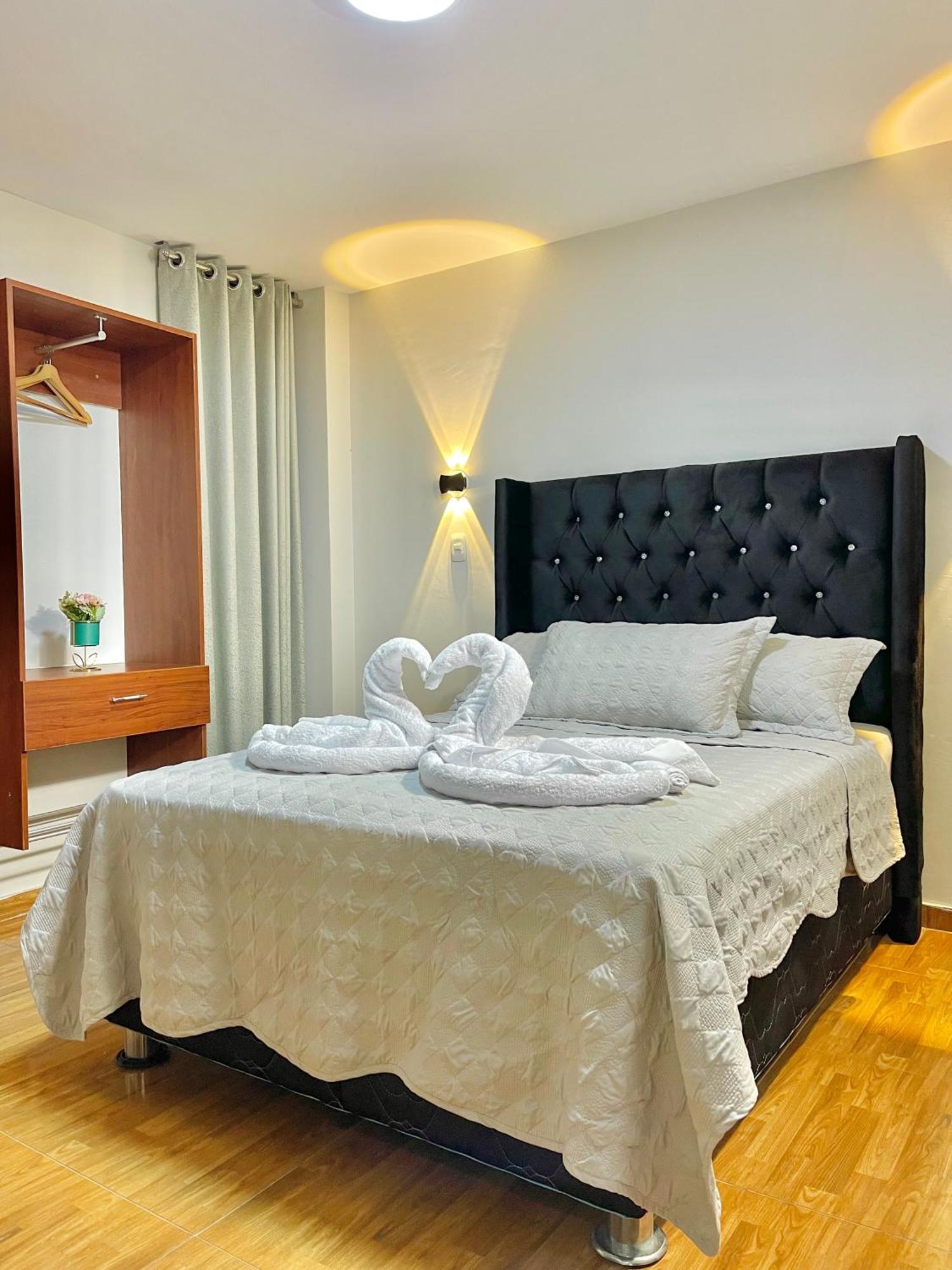 Jultom Inn Hotel & Suites Trujillo Esterno foto